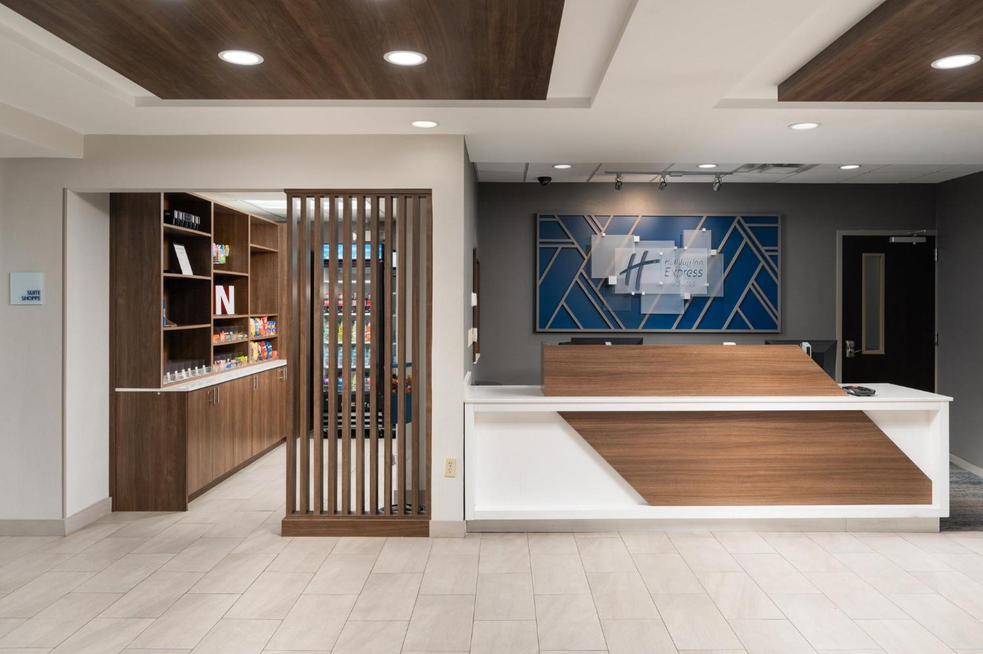 Hotel Express & South By Ihg Newport